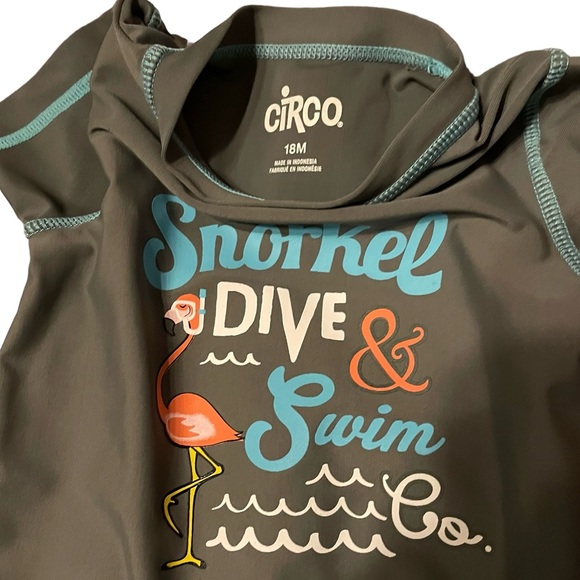 Circo Rash Guard - Picture 3 of 5